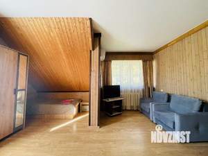 Дом 300м&sup2;, 2-этажный, на длительный срок, 