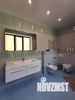 Дом 2000м², 4-этажный, посуточно, 