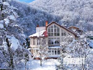 Дом 350м², 3-этажный, посуточно, 