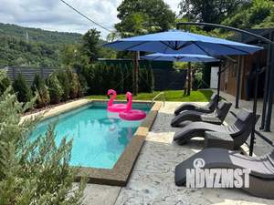 Дом 80м&sup2;, 3-этажный, посуточно, 