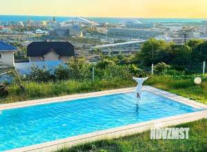 Дом 218м&sup2;, 2-этажный, посуточно, 