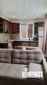 Коттедж 90м², 2-этажный, на длительный срок, 