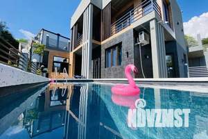 Дом 300м², 3-этажный, посуточно, 