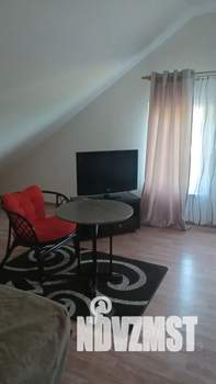 Дом 40м&sup2;, 3-этажный, посуточно, 