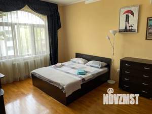 Дом 320м², 3-этажный, посуточно, 