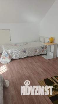 Дом 40м&sup2;, 3-этажный, посуточно, 