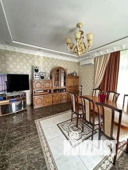 Дом 320м², 3-этажный, посуточно, 