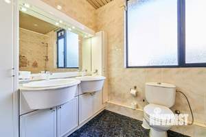 Коттедж 320м², 4-этажный, на длительный срок, 