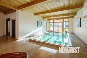 Дом 350м², 2-этажный, посуточно, 
