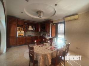 Коттедж 550м², 4-этажный, на длительный срок, 