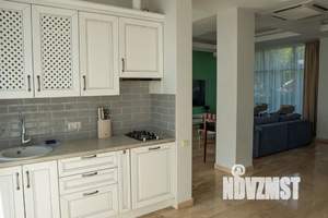 Дом 175м², 2-этажный, посуточно, 