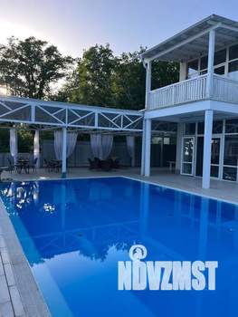 Дом 230м², 2-этажный, посуточно, 