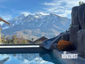 Дом 459м&sup2;, 3-этажный, посуточно, 