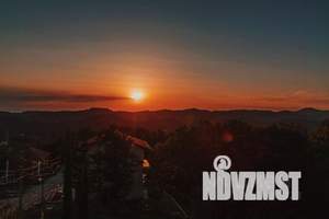 Дом 35м&sup2;, 3-этажный, посуточно, 