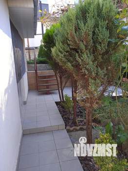 Дом 80м², 2-этажный, на длительный срок, 