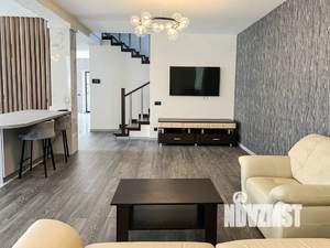 Дом 350м², 2-этажный, посуточно, 