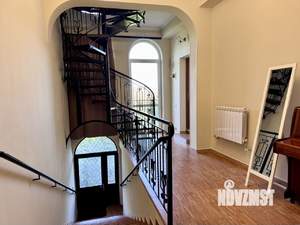 Дом 227м², 3-этажный, на длительный срок, 