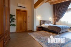 Дом 300м², 2-этажный, посуточно, 