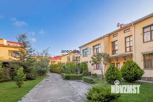 Таунхаус 200м², 2-этажный, на длительный срок, 