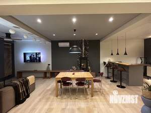 Дом 250м², 3-этажный, на длительный срок, 