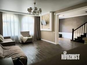Коттедж 180м², 2-этажный, на длительный срок, 