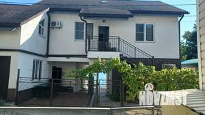 Дом 40м², 3-этажный, посуточно, 