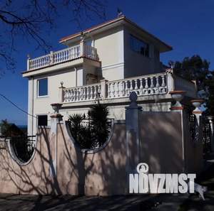 Дом 300м&sup2;, 4-этажный, посуточно, 