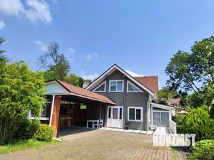 Коттедж 180м², 2-этажный, на длительный срок, 