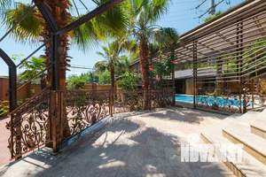 Дом 900м², 3-этажный, посуточно, 