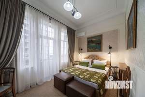 Дом 200м², 2-этажный, на длительный срок, 