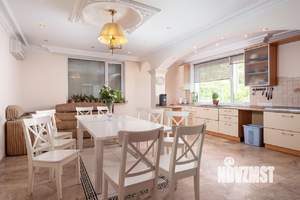 Дом 400м&sup2;, 1-этажный, посуточно, 