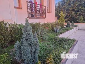 Дом 300м², 2-этажный, на длительный срок, 