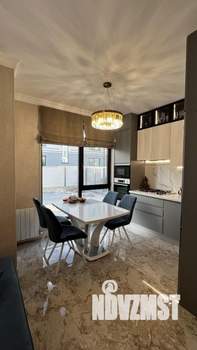 Коттедж 140м², 2-этажный, на длительный срок, 