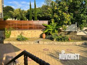 Дом 300м&sup2;, 3-этажный, посуточно, 