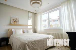 Дом 150м&sup2;, 3-этажный, посуточно, 