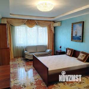 Таунхаус 328м², 4-этажный, на длительный срок, 