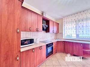 Таунхаус 225м², 2-этажный, на длительный срок, 