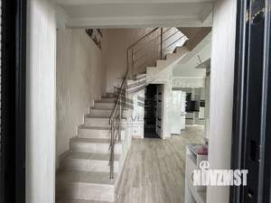 Коттедж 120м², 2-этажный, на длительный срок, 