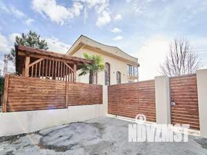 Коттедж 270м², 2-этажный, на длительный срок, 