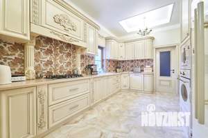 Дом 250м², 3-этажный, посуточно, 
