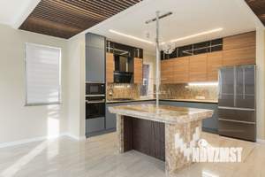 Дом 175м², 2-этажный, на длительный срок, 