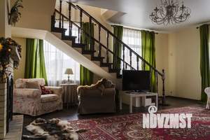 Дом 365м², 3-этажный, посуточно, 