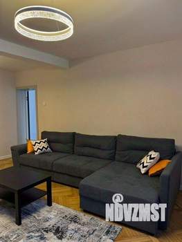 Дом 300м², 3-этажный, на длительный срок, 