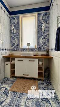 Дом 200м², 2-этажный, на длительный срок, 