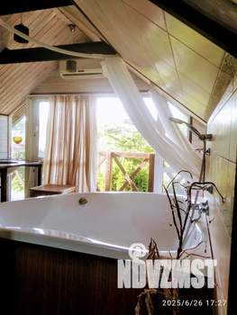 Дом 100м&sup2;, 3-этажный, посуточно, 