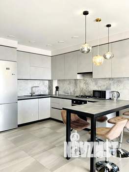 Дом 130м&sup2;, 3-этажный, посуточно, 