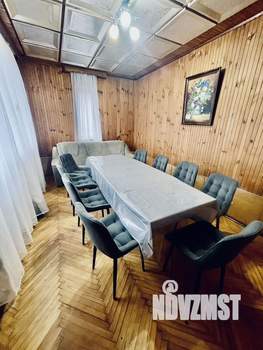 Дом 300м&sup2;, 2-этажный, на длительный срок, 