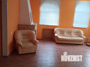 Дом 180м&sup2;, 2-этажный, посуточно, 