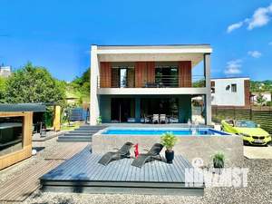 Дом 250м², 2-этажный, посуточно, 