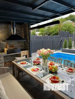 Дом 180м&sup2;, 2-этажный, посуточно, 